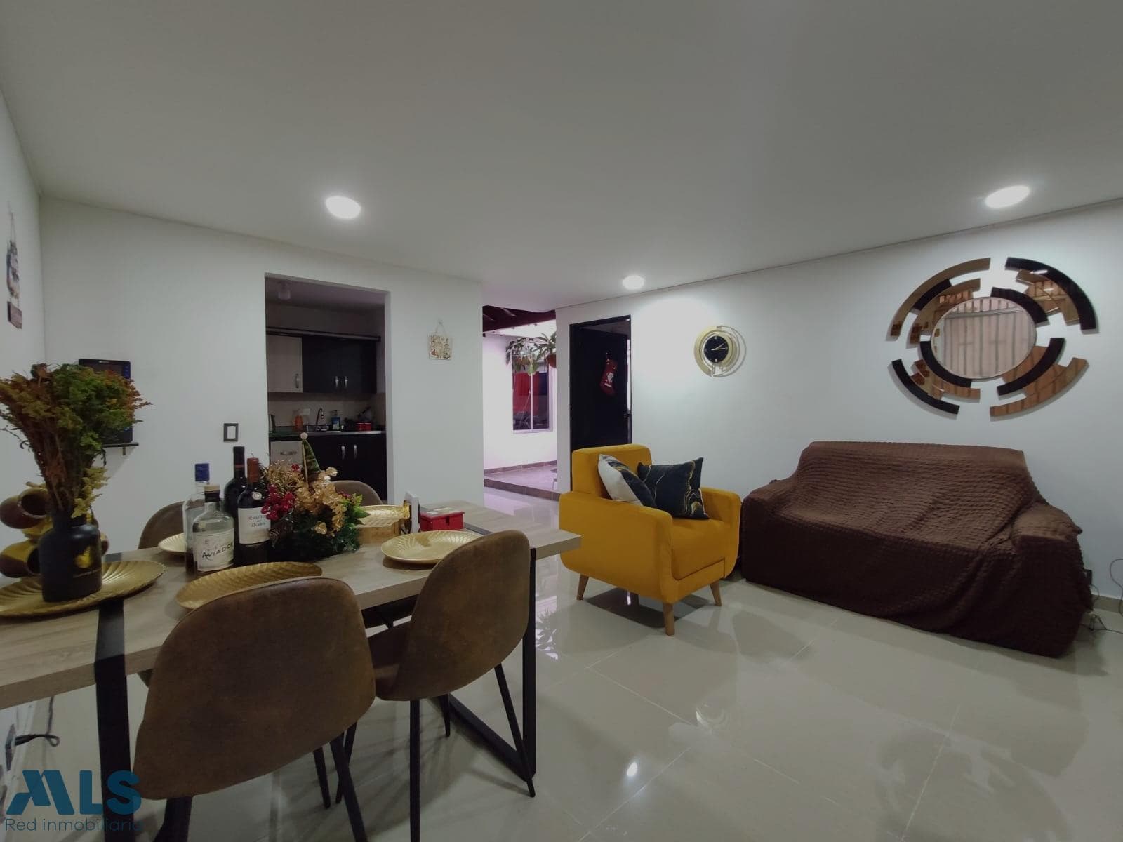 Apartamento en venta en La América, Occidente, Medellín — foto 1 de 10