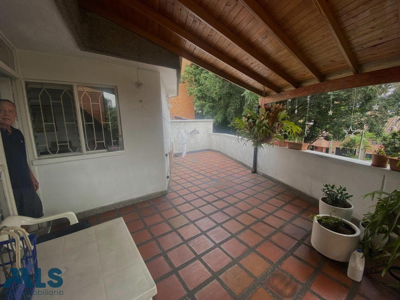 Casa en venta en Simon Bolivar, Occidente, Medellín — foto 1 de 19