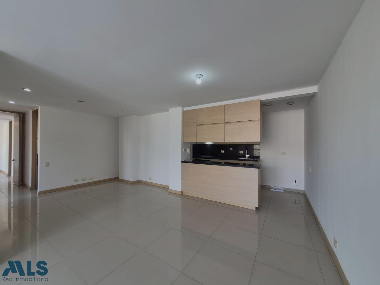 Apartamento en venta en Jardines, Aburra Sur, Envigado — foto 1 de 17
