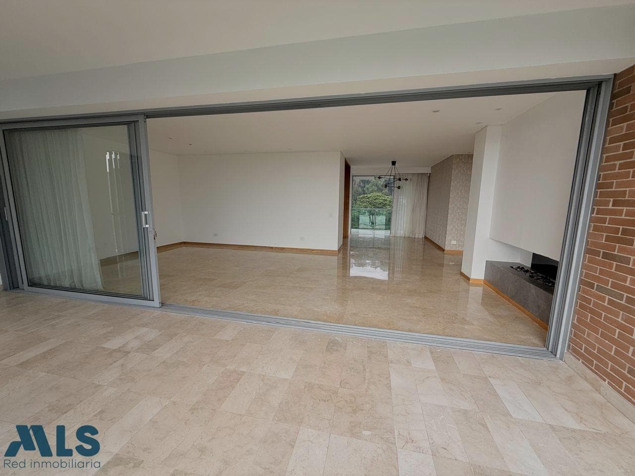 Apartamento en venta en Los Balsos Nº 1, Poblado, Medellín — foto 1 de 40