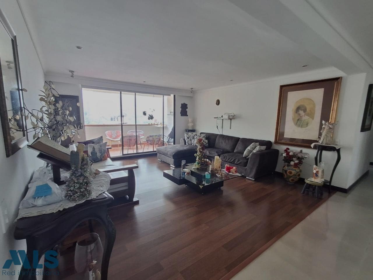 Apartamento en venta en Las Palmas, Poblado, Medellín — foto 1 de 13