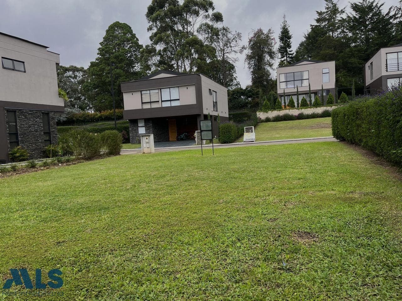 Lote Residencial en venta en V. Chipre, Oriente Antioqueño, Rionegro — foto 1 de 20
