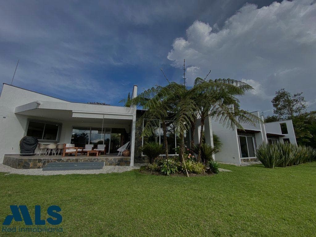 Casa en venta en V. Llanogrande, Oriente Antioqueño, Rionegro — foto 1 de 13