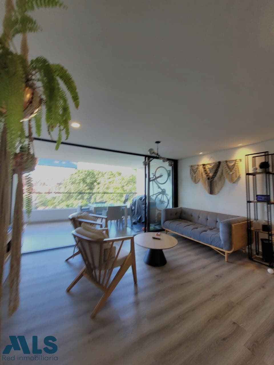 Apartamento en venta en Loma De Las Brujas, Aburra Sur, Envigado — foto 1 de 11
