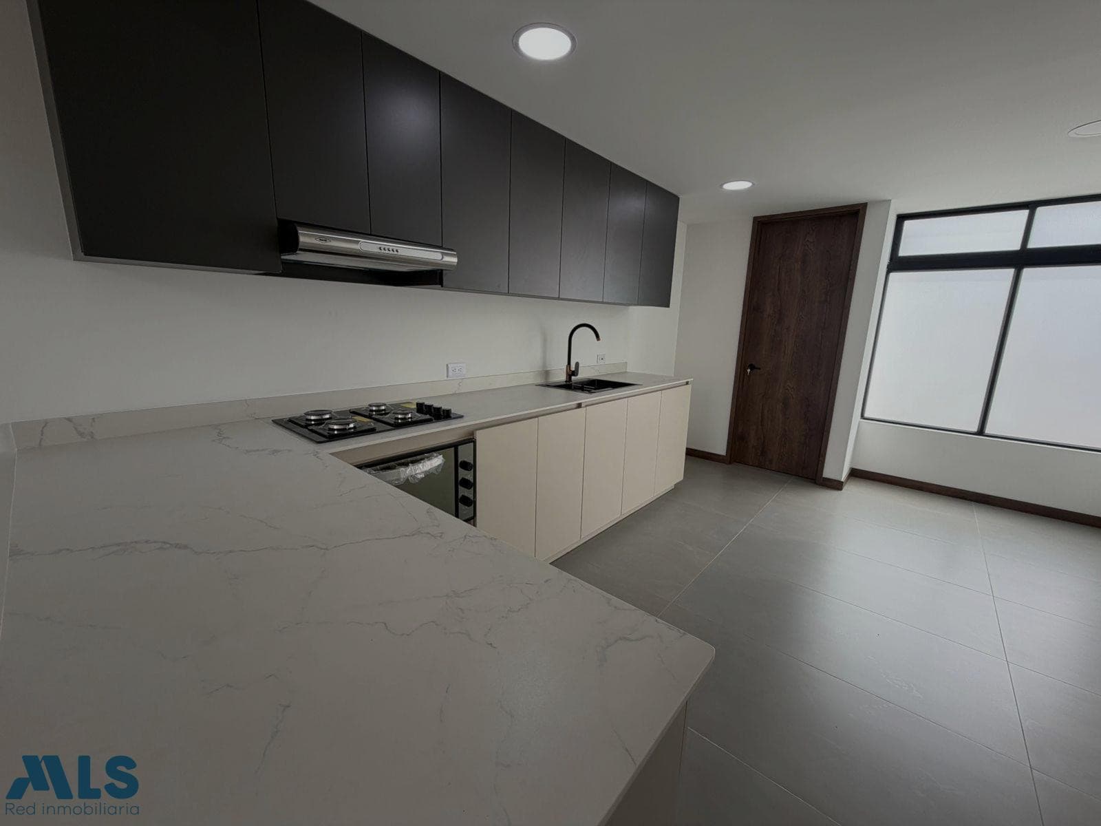 Apartamento en venta en San Joaquín, Laureles, Medellín — foto 1 de 10