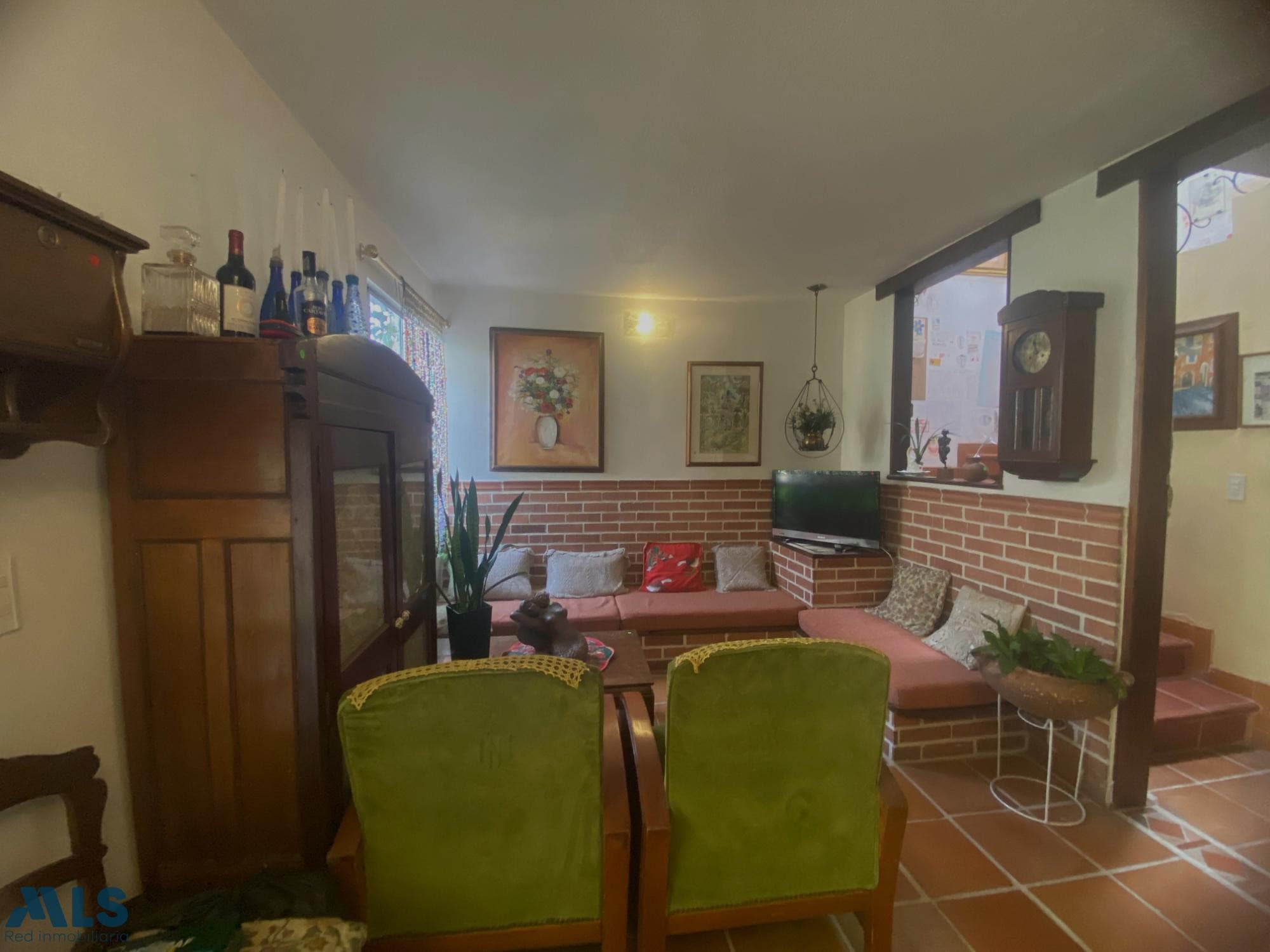 Casa en venta en Robledo, Occidente, Medellín — foto 1 de 23