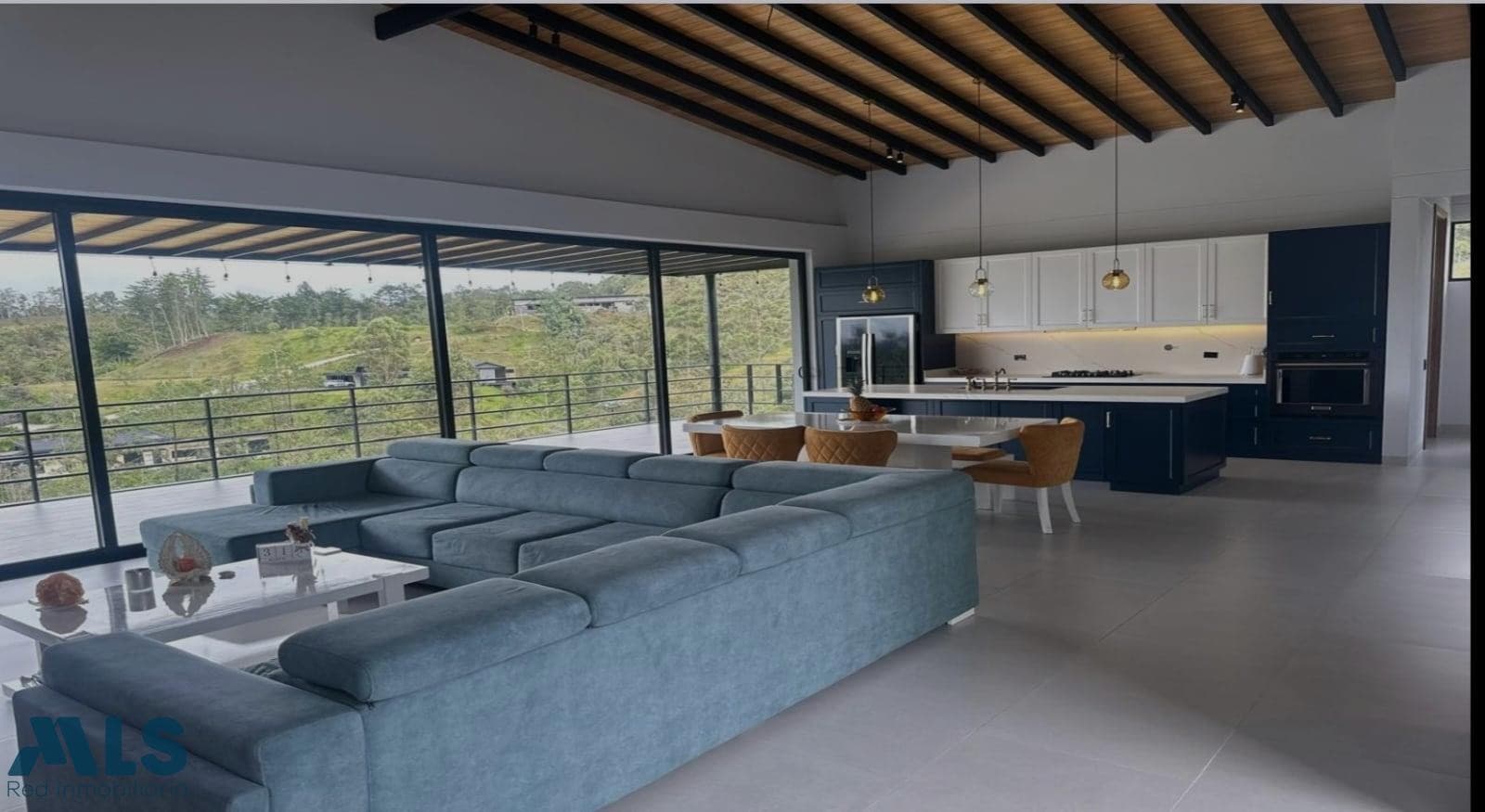 Casa en venta en V. Pantanillo (el, Oriente Antioqueño, El Retiro — foto 1 de 16