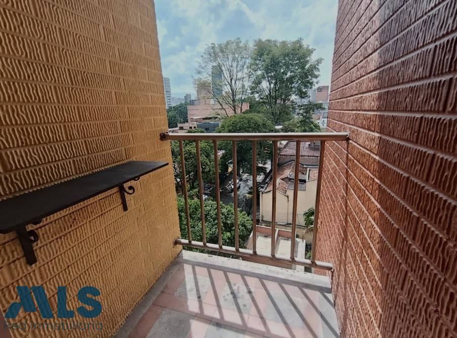 Apartamento en venta en Prado, Centro, Medellín — foto 1 de 22