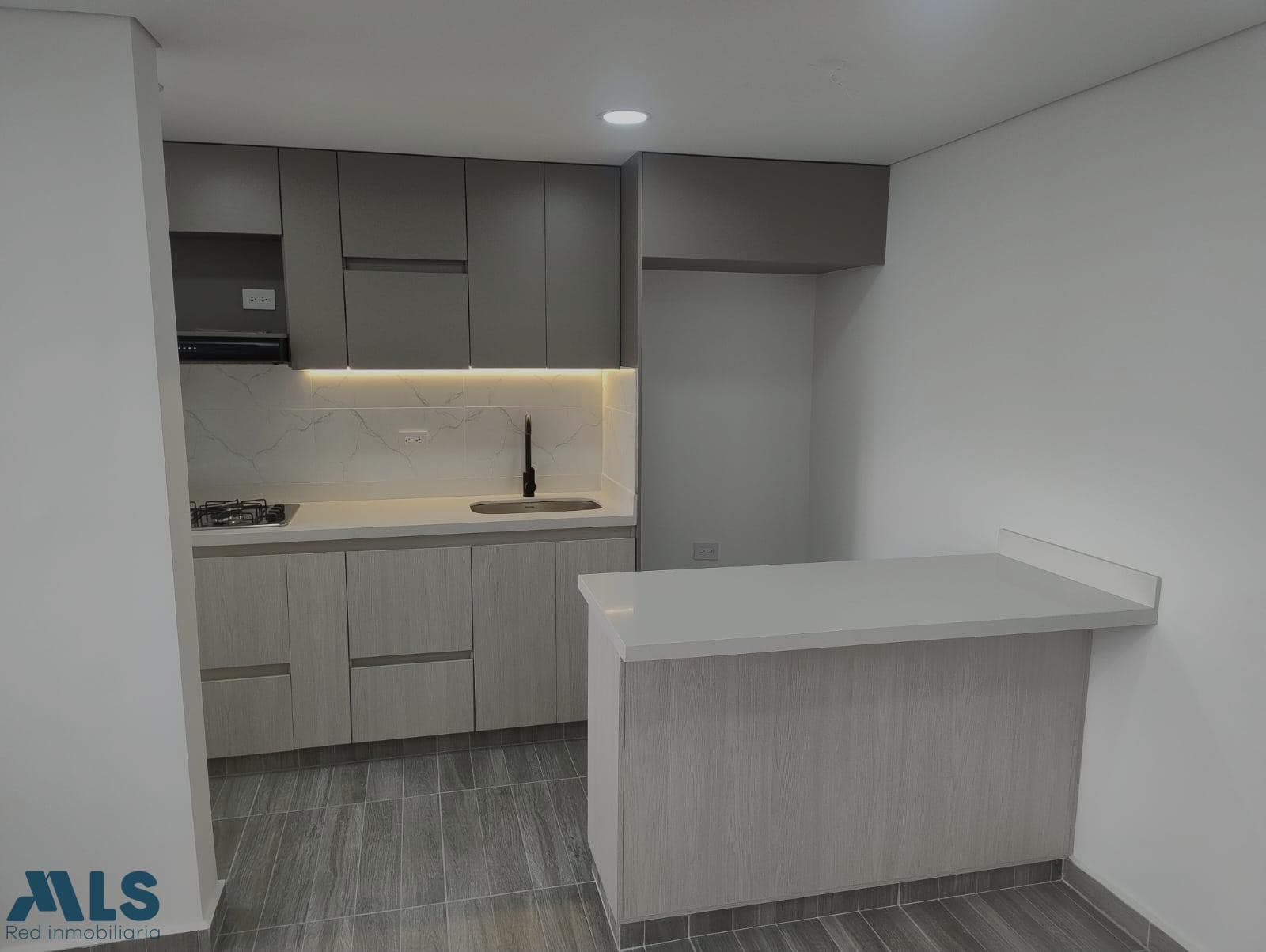 Apartamento en venta en Santa Ana, Norte, Bello — foto 1 de 20
