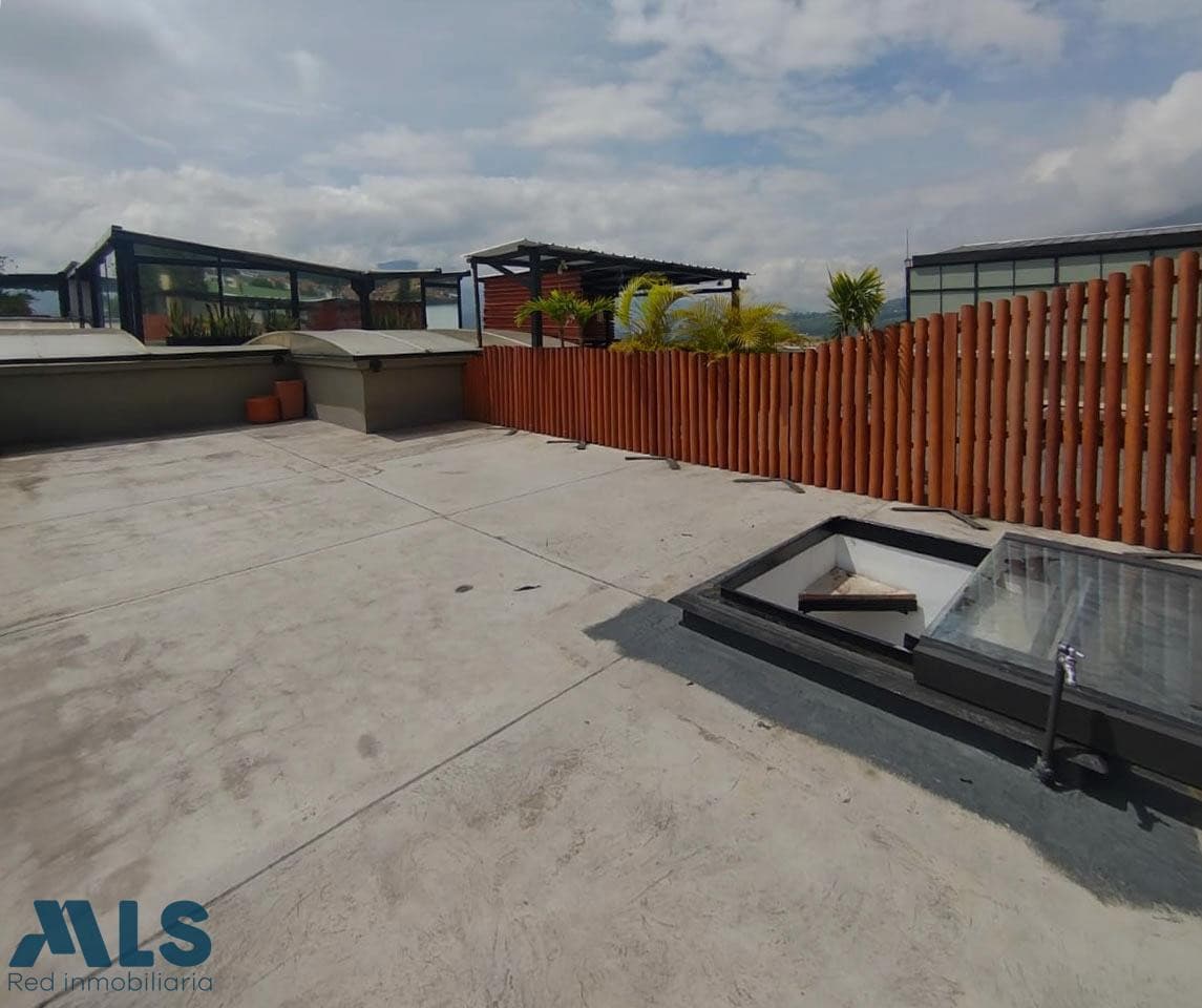 Apartamento en venta en Poblados Del, Aburra Sur, La Estrella — foto 1 de 10