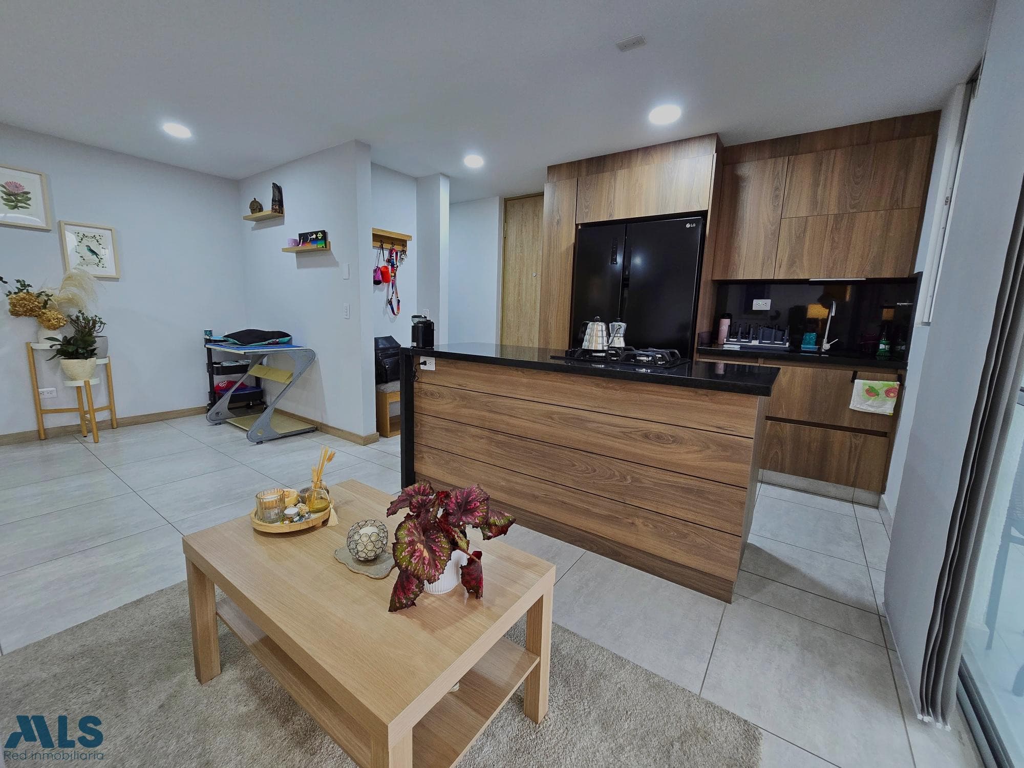 Apartamento en venta en Suramérica, Aburra Sur, La Estrella — foto 1 de 11