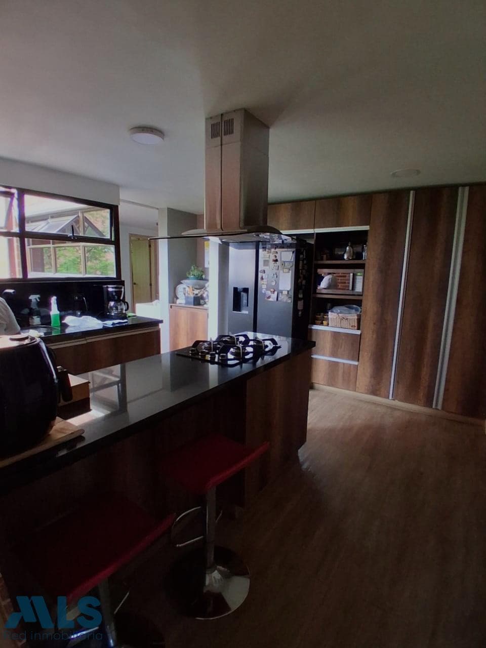 Apartamento en venta en Castropol, Poblado, Medellín — foto 1 de 34