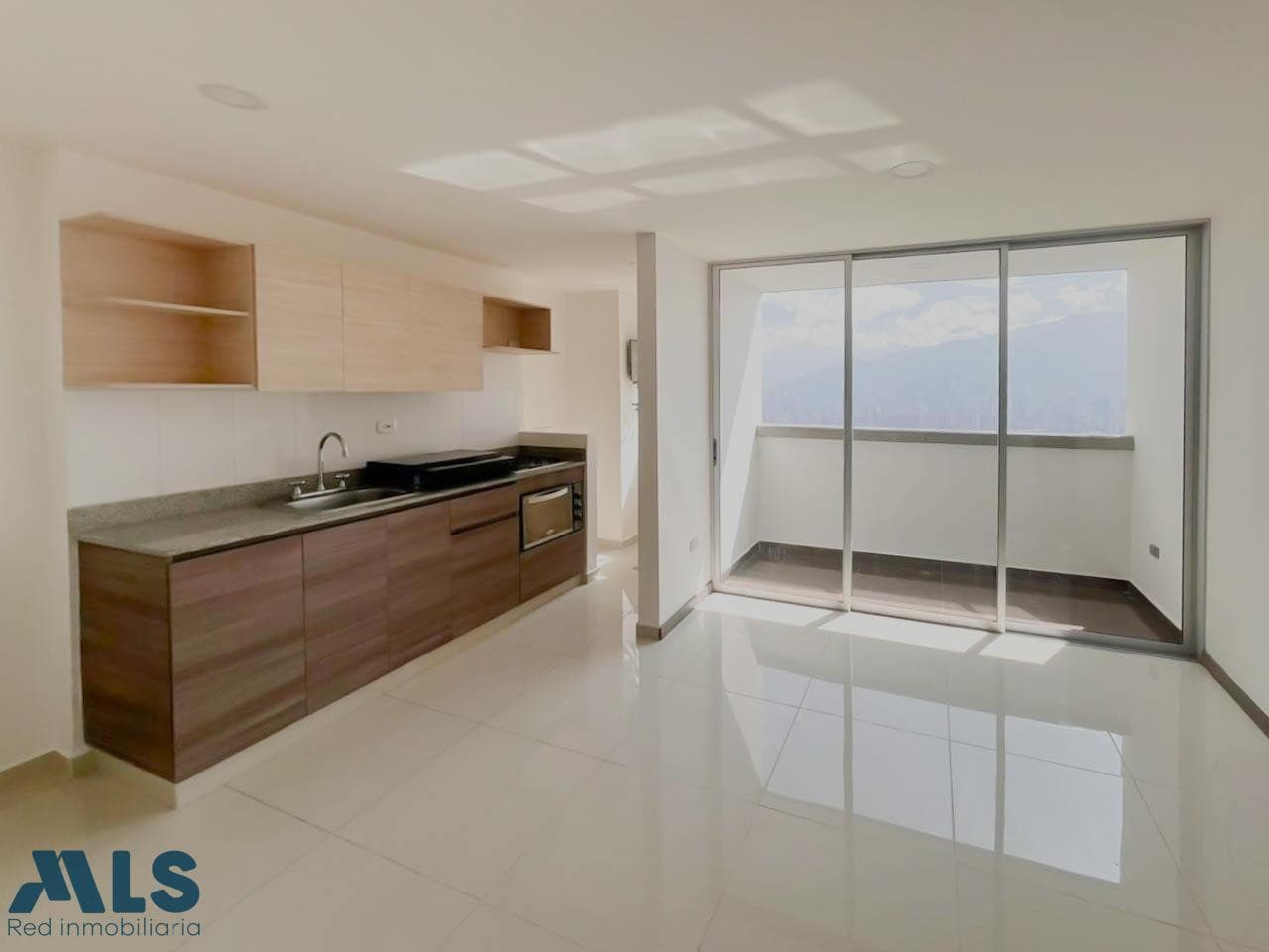 Apartamento en venta en Las Brisas, Aburra Sur, La Estrella — foto 1 de 13