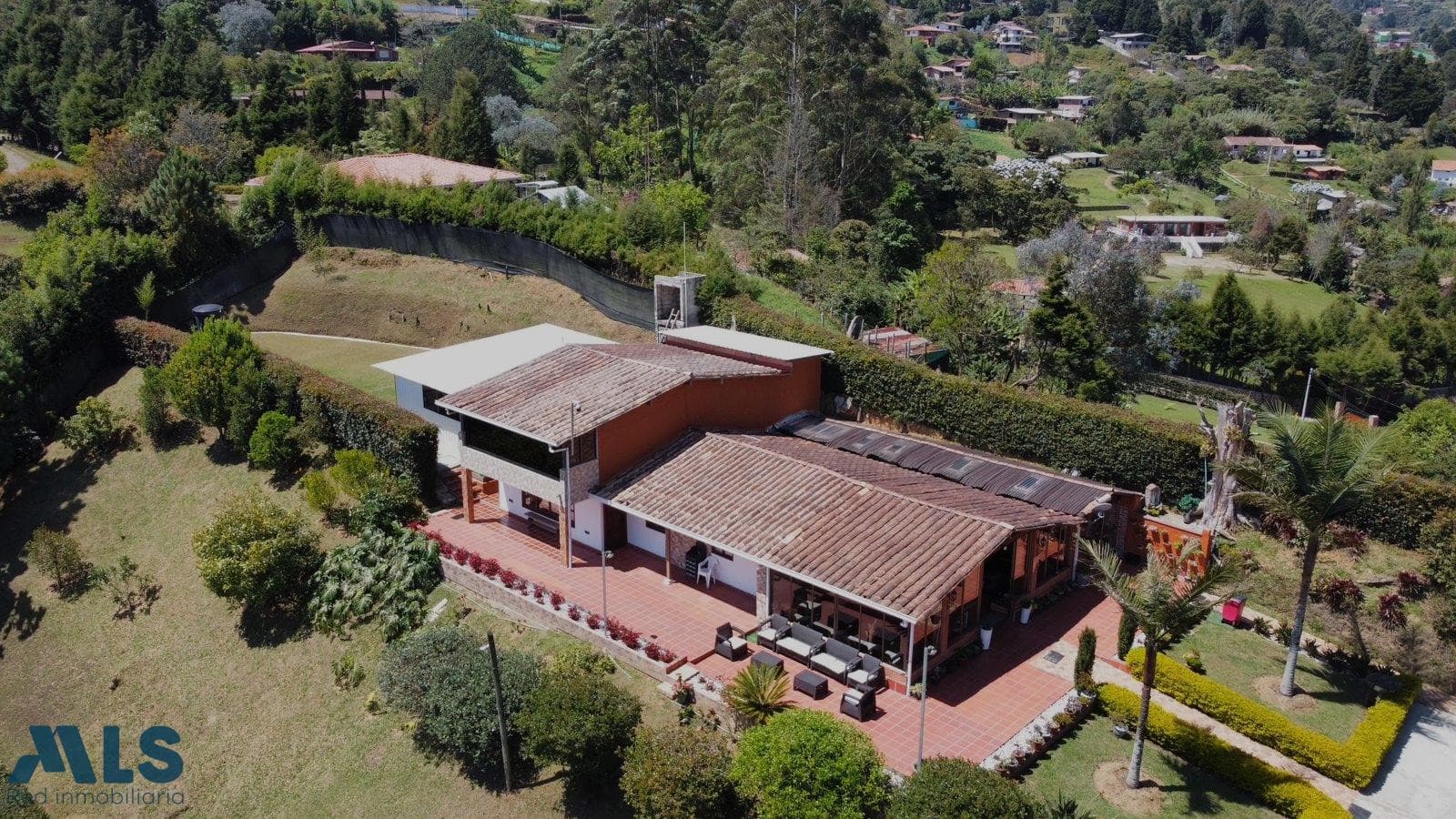 Casa en venta en Autopista, Oriente Antioqueño, Guarne — foto 1 de 26