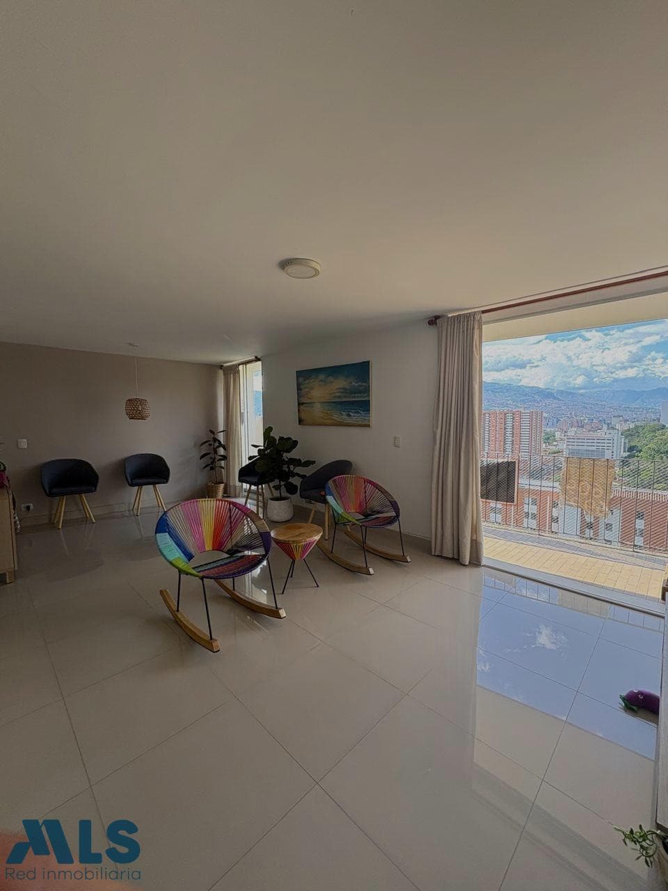 Apartamento en venta en Las Palmas, Poblado, Medellín — foto 1 de 11