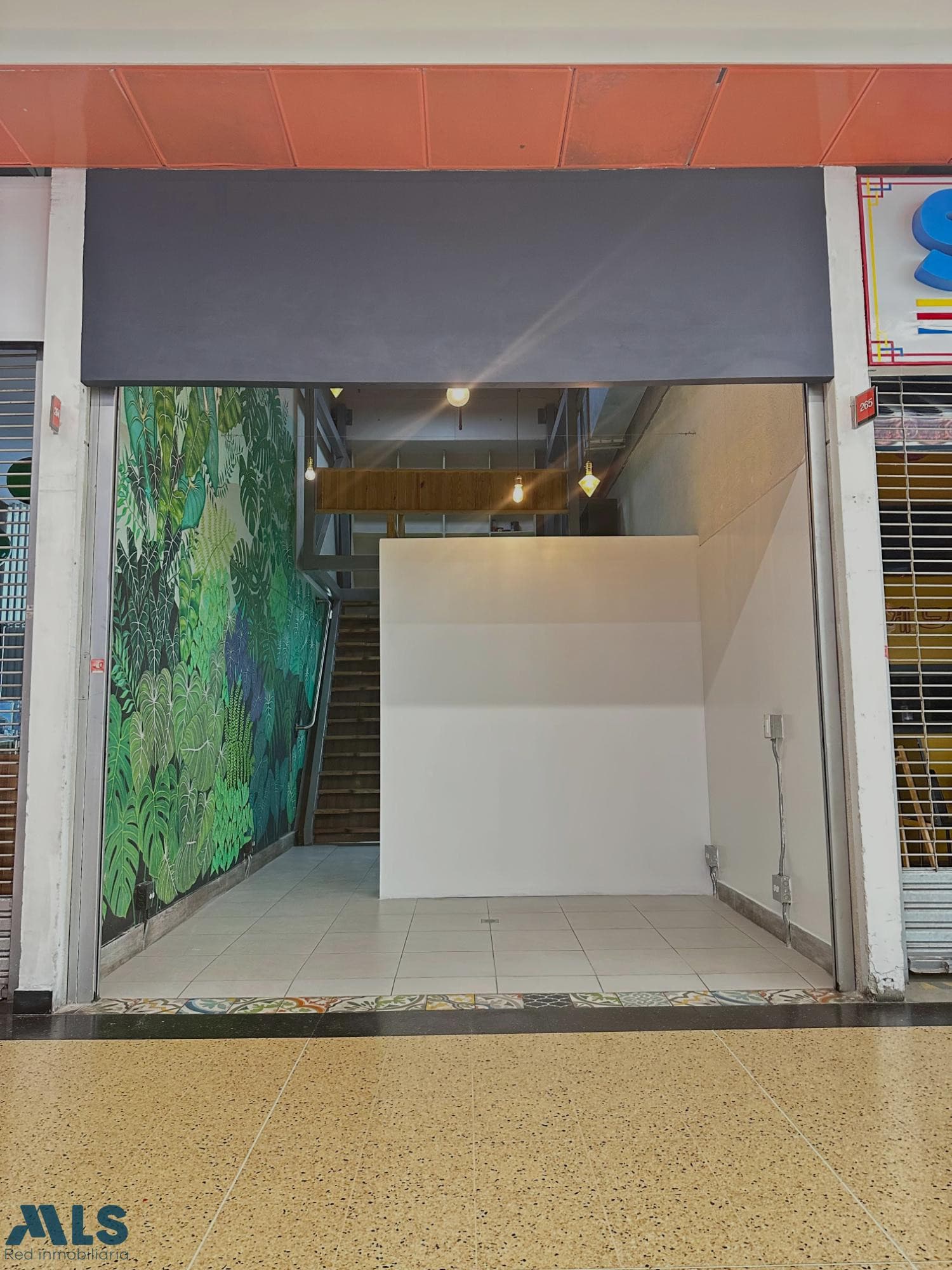 Local Comercial en venta en Loma Del Escobero, Aburra Sur, Envigado — foto 1 de 16