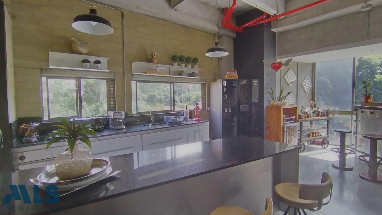 Apartamento en venta en Provenza, Poblado, Medellín — foto 1 de 17