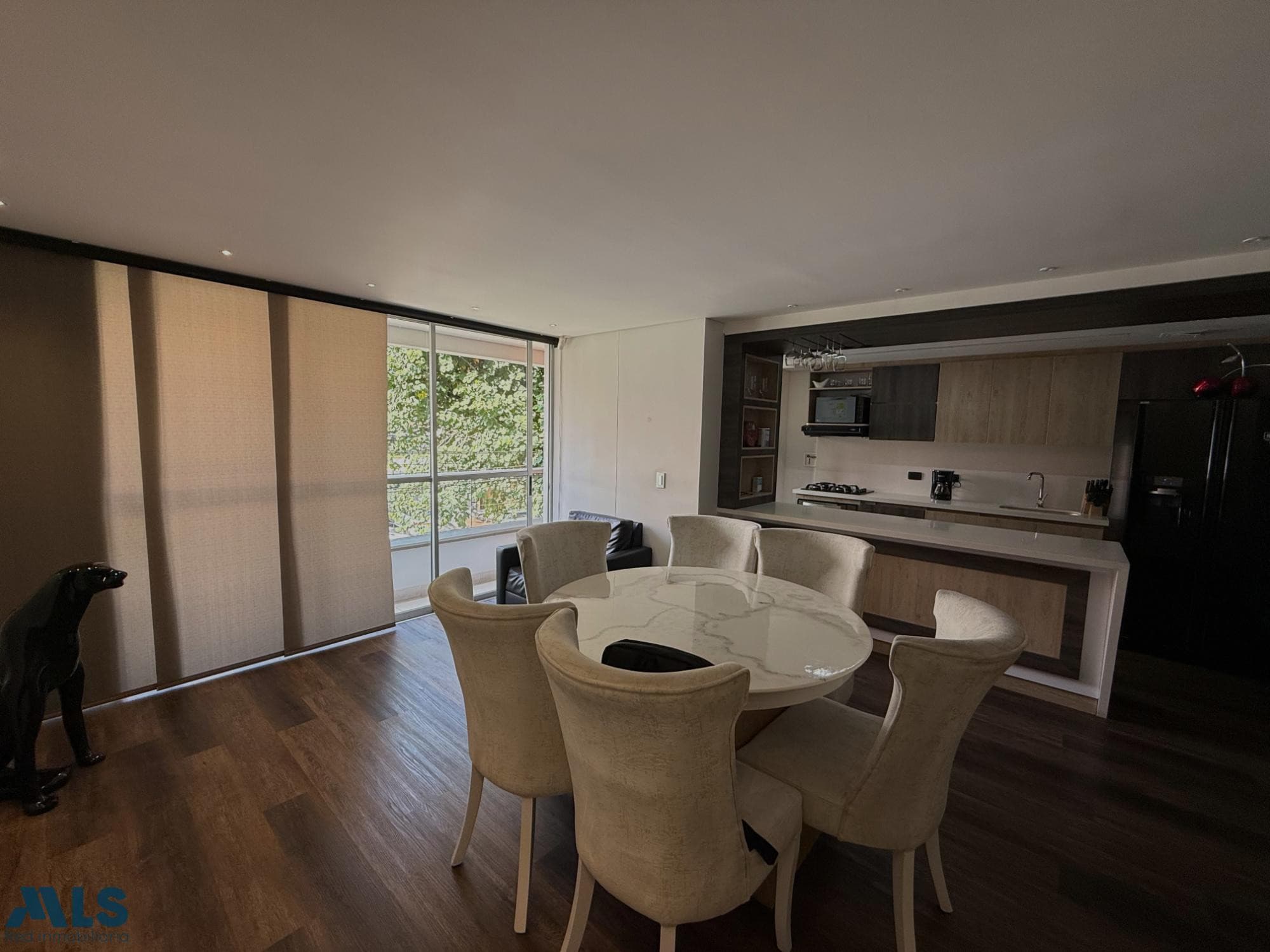 Apartamento en venta en Nogal, Laureles, Medellín — foto 1 de 21