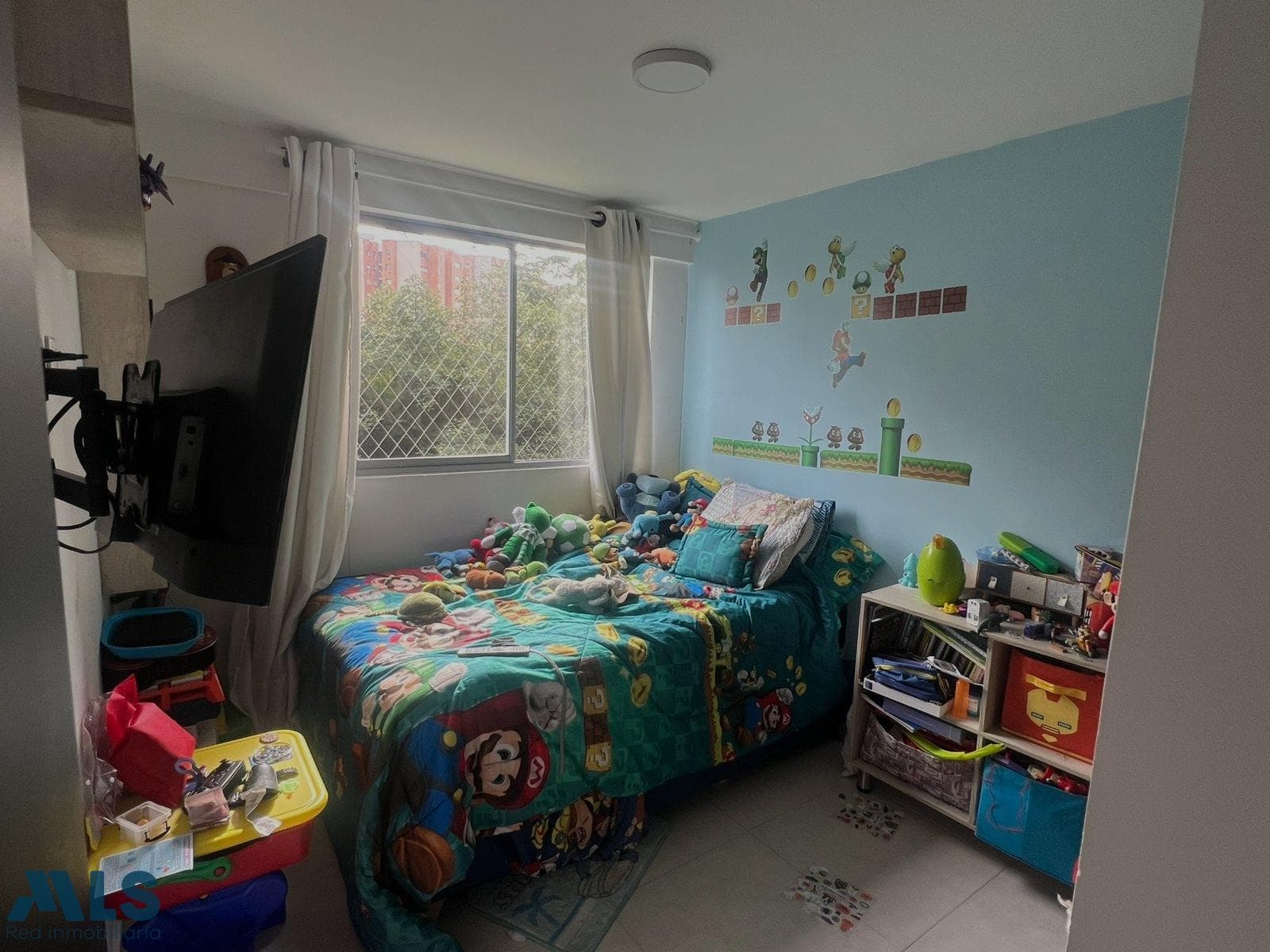Apartamento en venta en La Castellana, Laureles, Medellín — foto 1 de 10