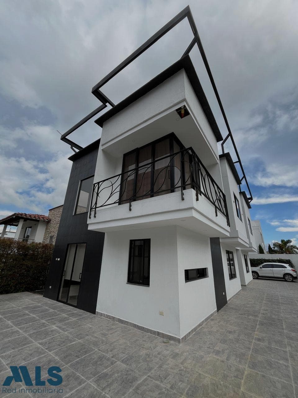 Casa en venta en V. Barro Blanco, Oriente Antioqueño, Rionegro — foto 1 de 39