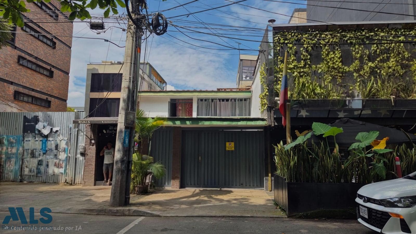 Casa en venta en Provenza, Poblado, Medellín — foto 1 de 23