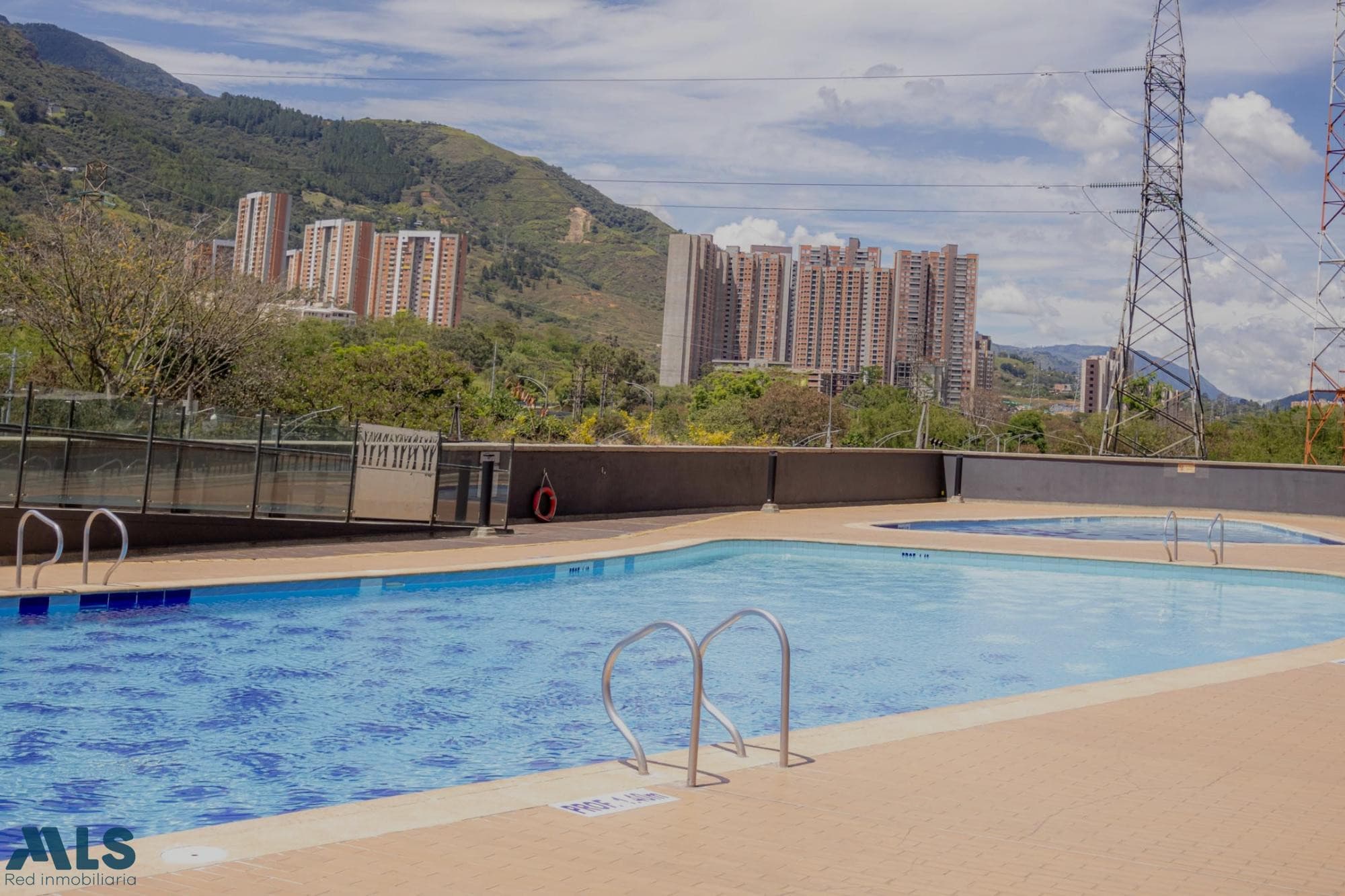 Apartamento en venta en Niquia, Norte, Bello — foto 1 de 28