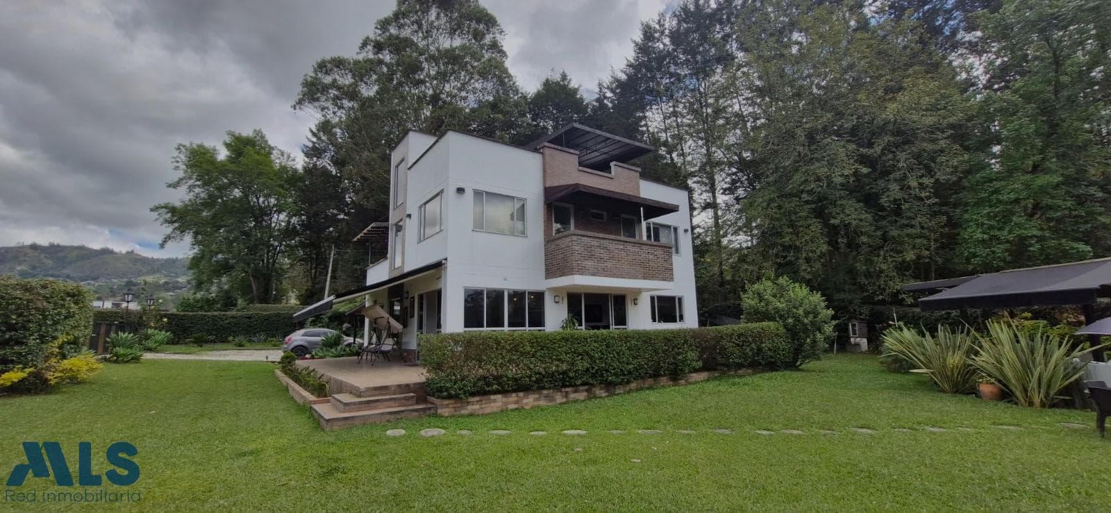 Finca Recreativa en venta en Vereda La Clara, Oriente Antioqueño, Guarne — foto 1 de 23