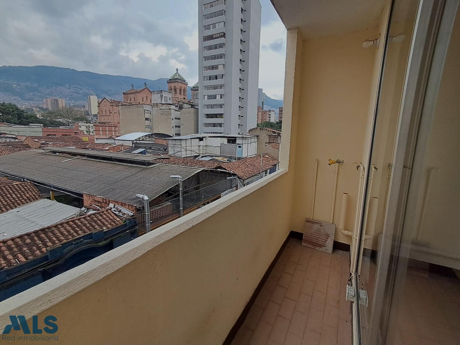 Apartamento en venta en La Candelaria, Centro, Medellín — foto 1 de 9