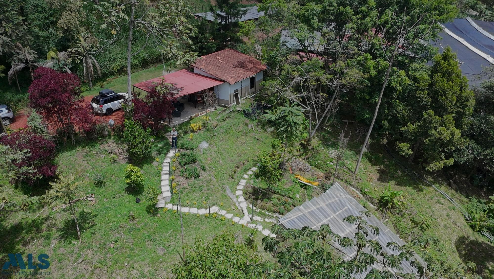 Lote Residencial en venta en Los Naranjos, Poblado, Medellín — foto 1 de 14