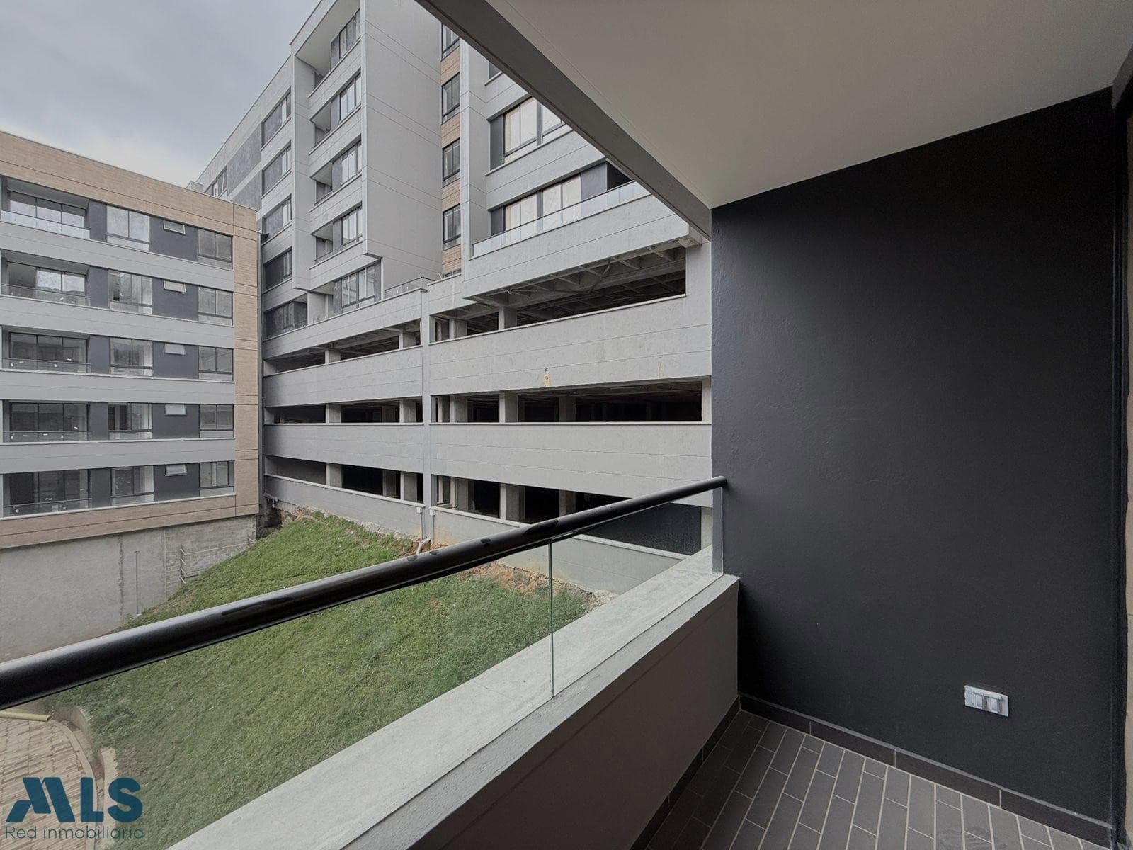 Apartamento en venta en Corredor San Antonio La (la, Oriente Antioqueño, La Ceja — foto 1 de 9