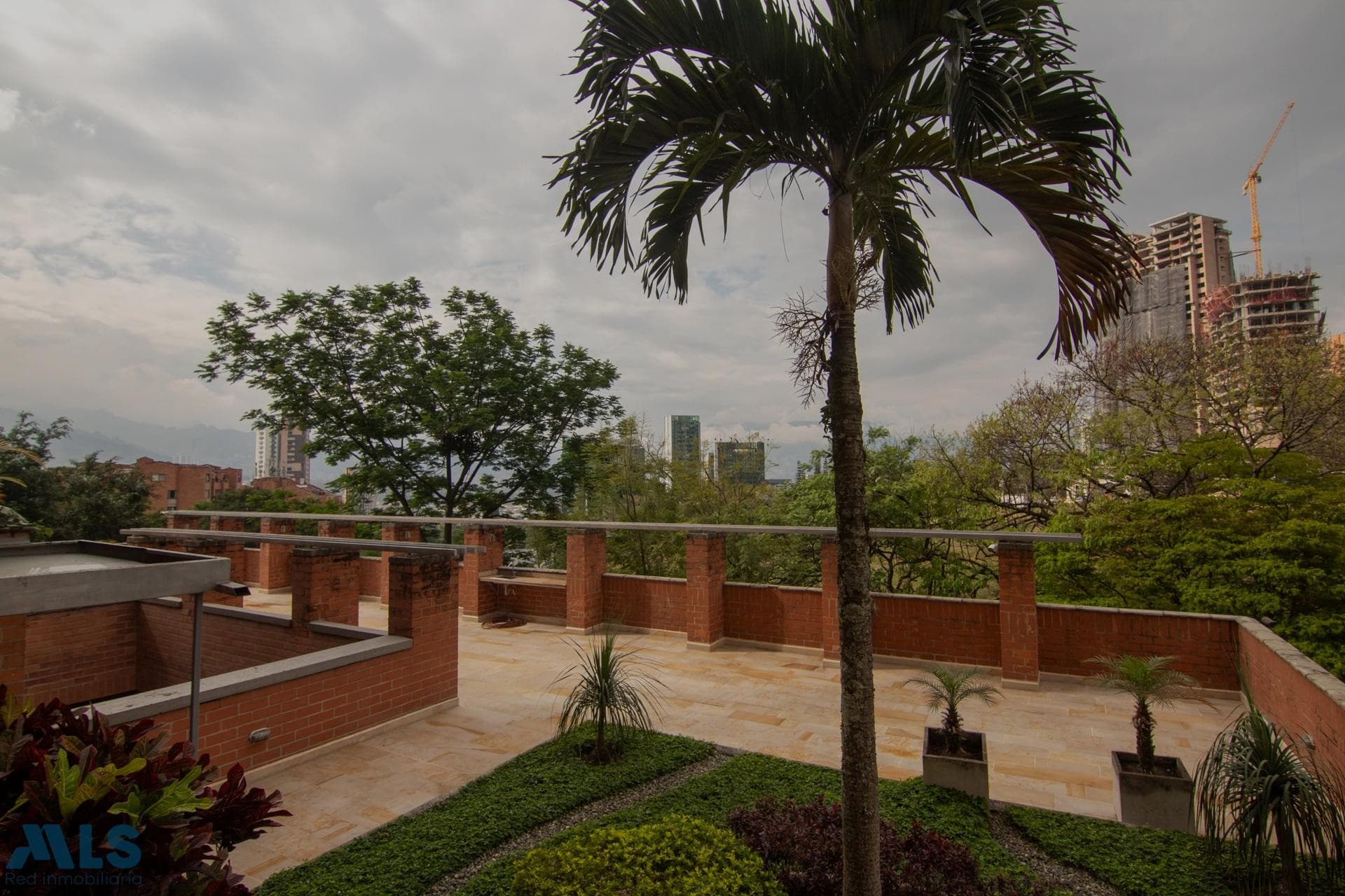 Apartamento en venta en Los Balsos Nº 1, Poblado, Medellín — foto 1 de 16