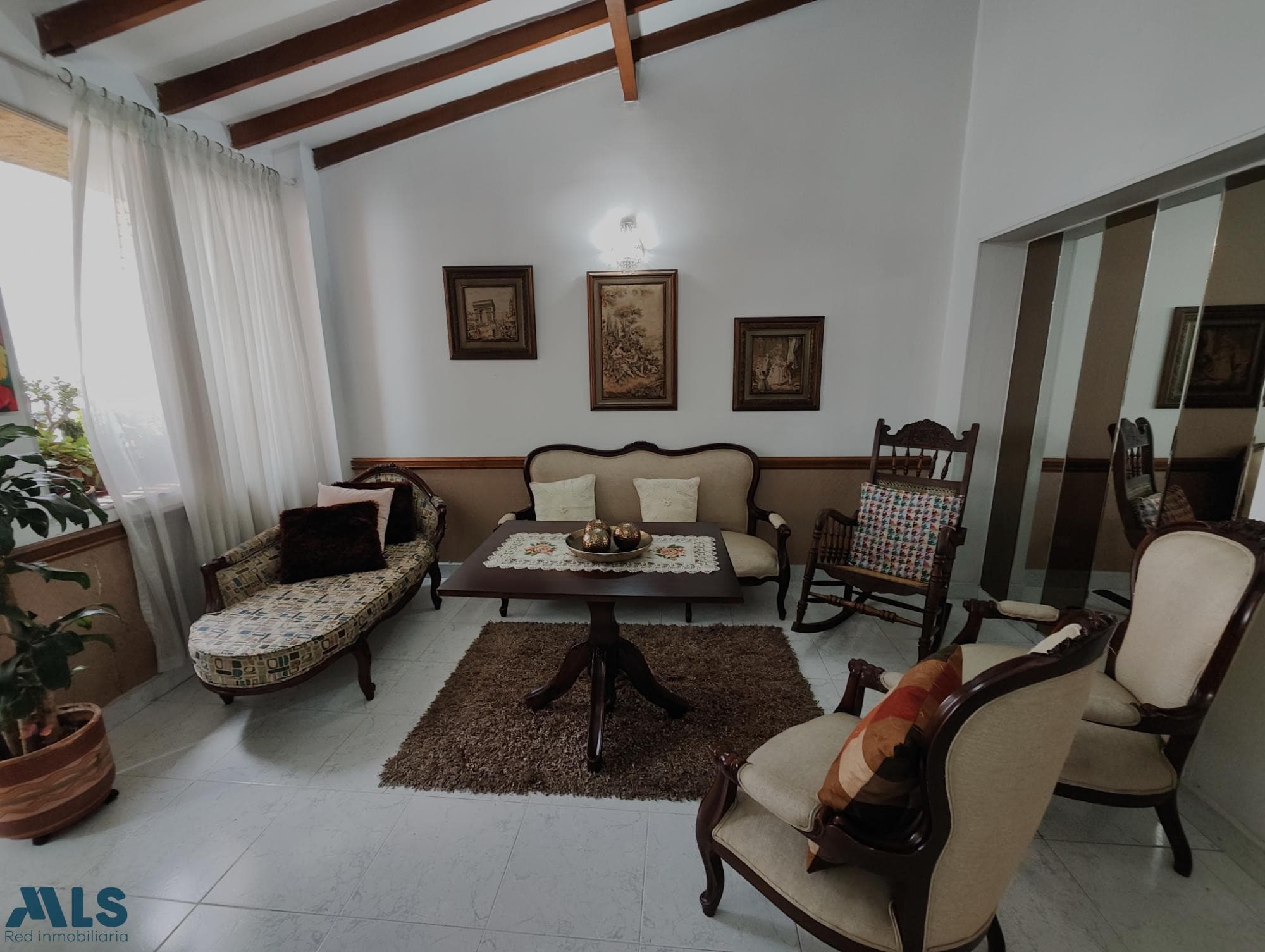 Apartamento en venta en Laureles, Medellín — foto 1 de 19