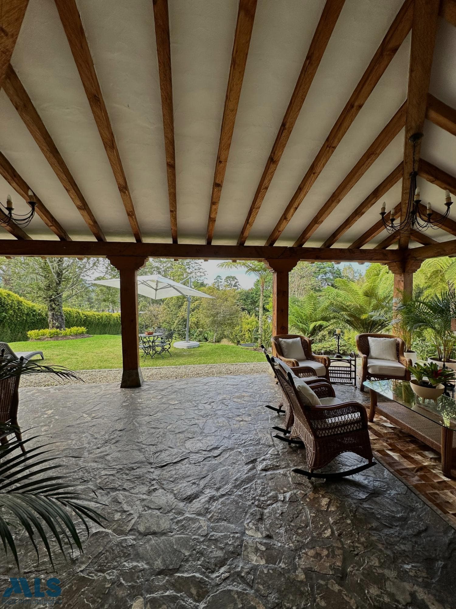 Casa en venta en Llanogrande, Oriente Antioqueño, Rionegro — foto 1 de 24