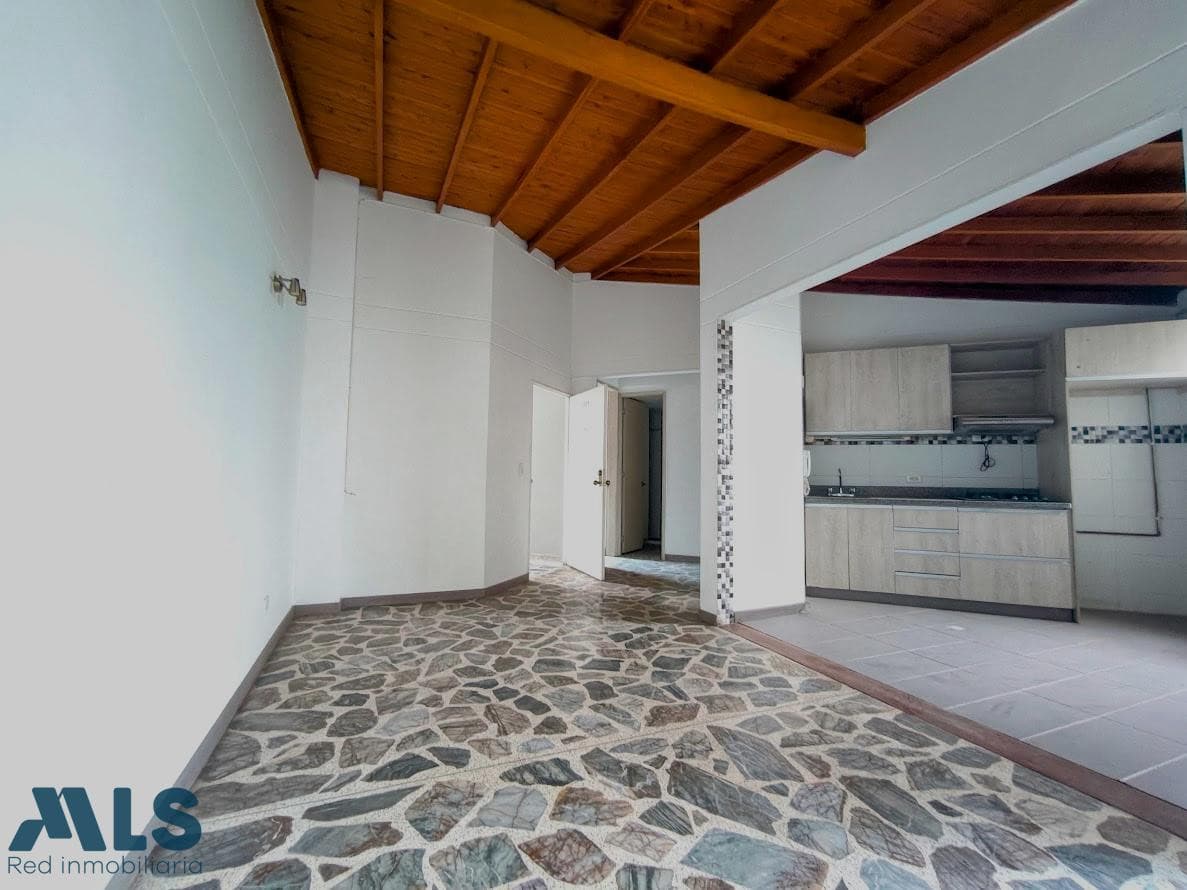 Apartamento en venta en Lorena, Laureles, Medellín — foto 1 de 9
