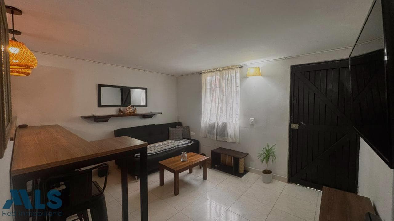 Casa en venta en Buenos Aires, Centro, Medellín — foto 1 de 17