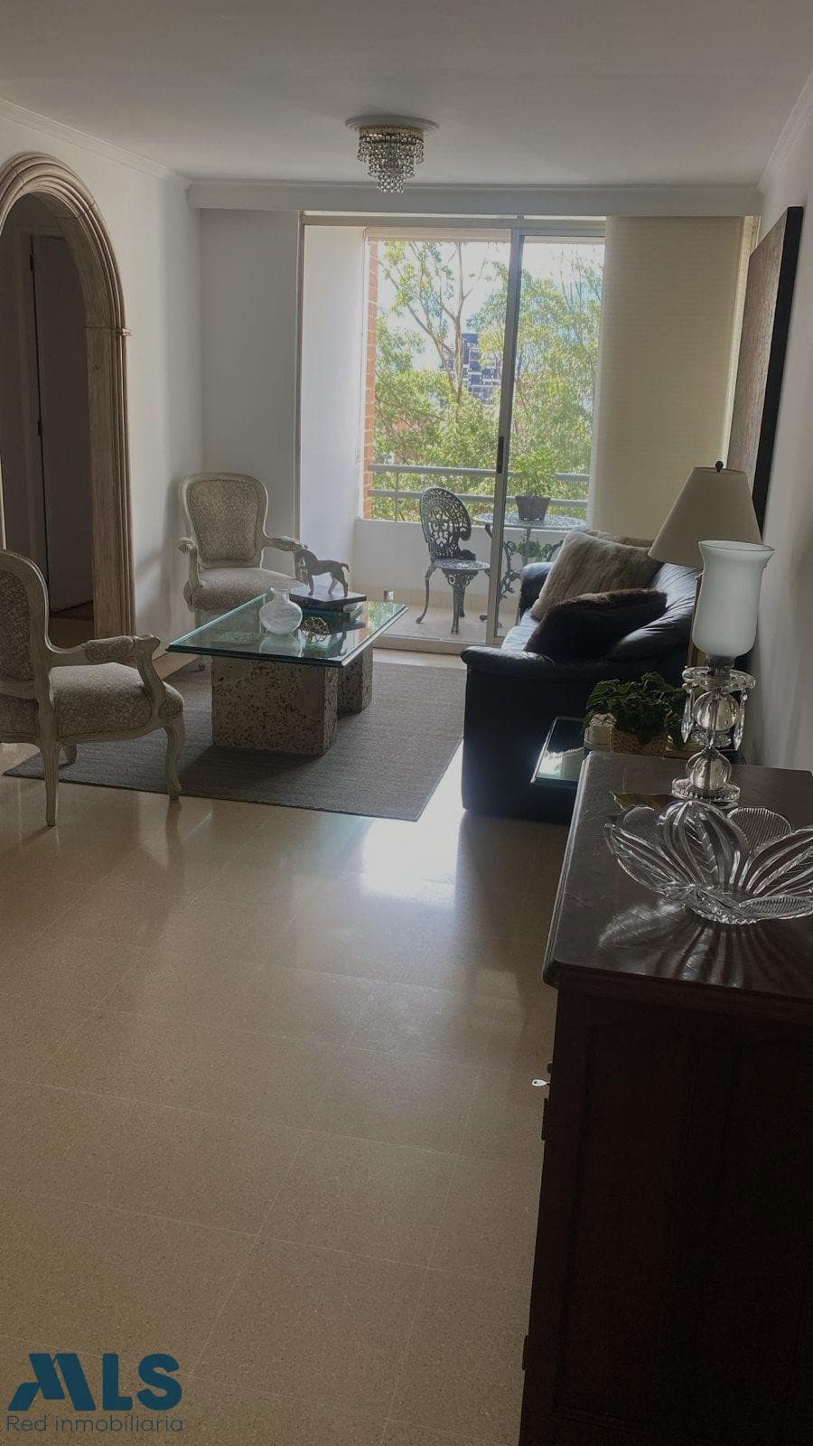 Apartamento en venta en El Poblado, Medellín — foto 1 de 15