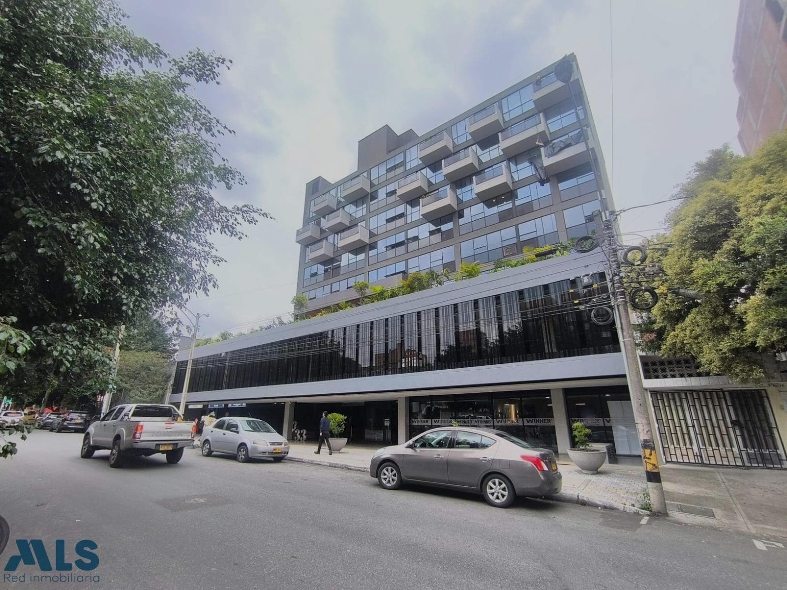 Local Comercial en venta en Laureles, Medellín — foto 1 de 12