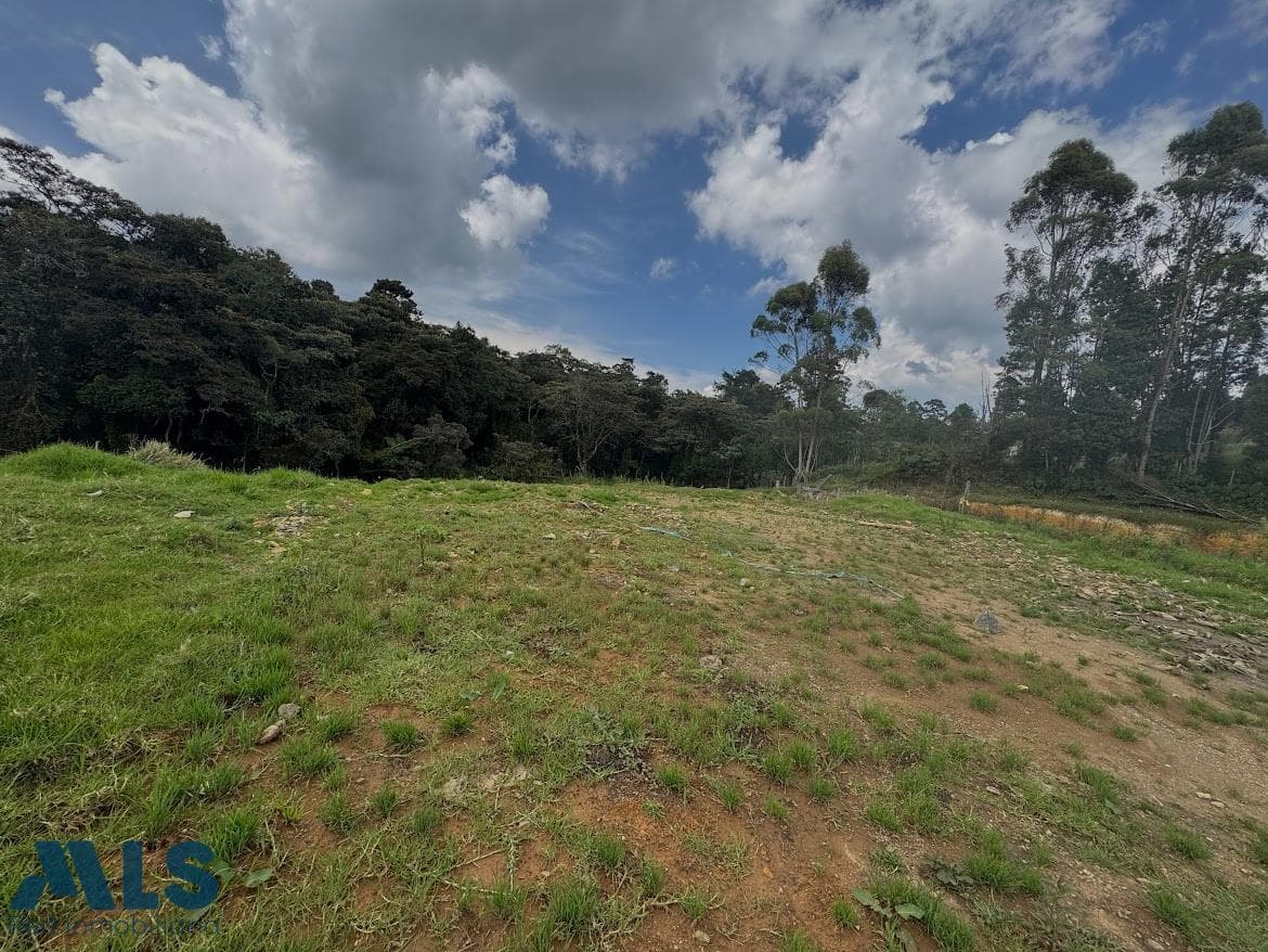 Lote Residencial en venta en V. Pantanillo (Envigado), Aburra Sur — foto 1 de 13