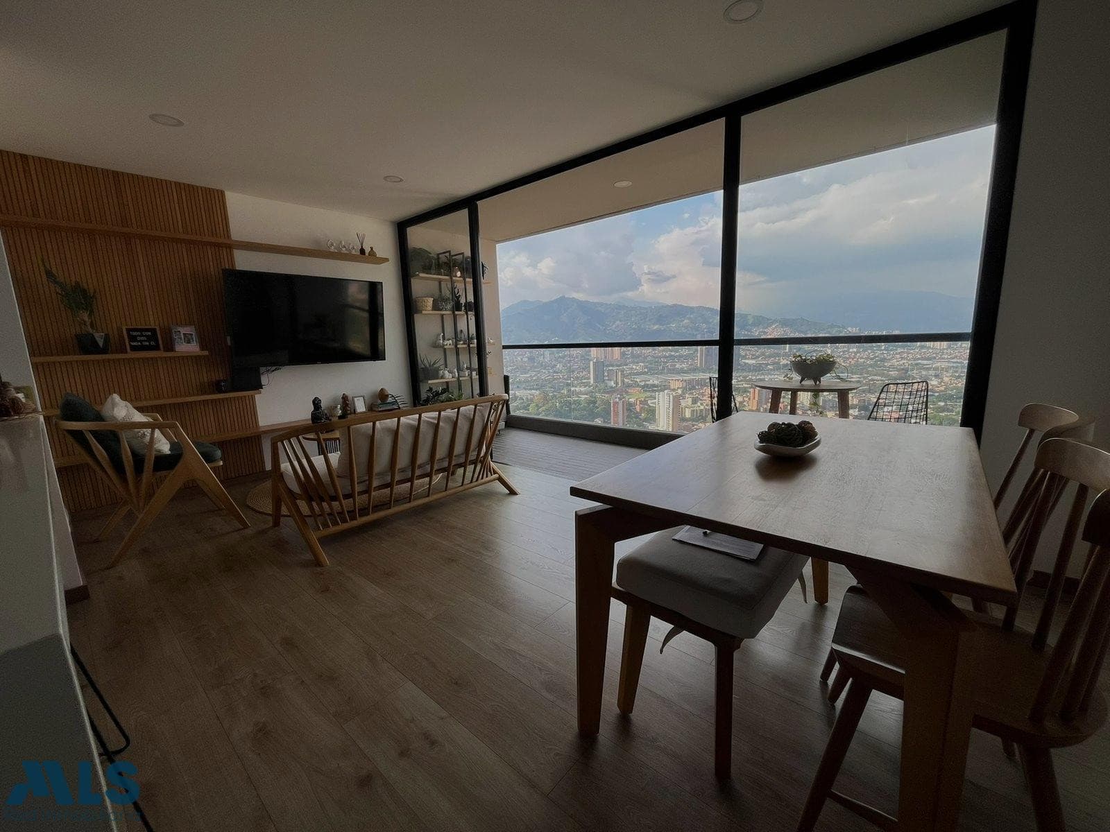 Apartamento en venta en El Trianón, Aburra Sur, Envigado — foto 1 de 12