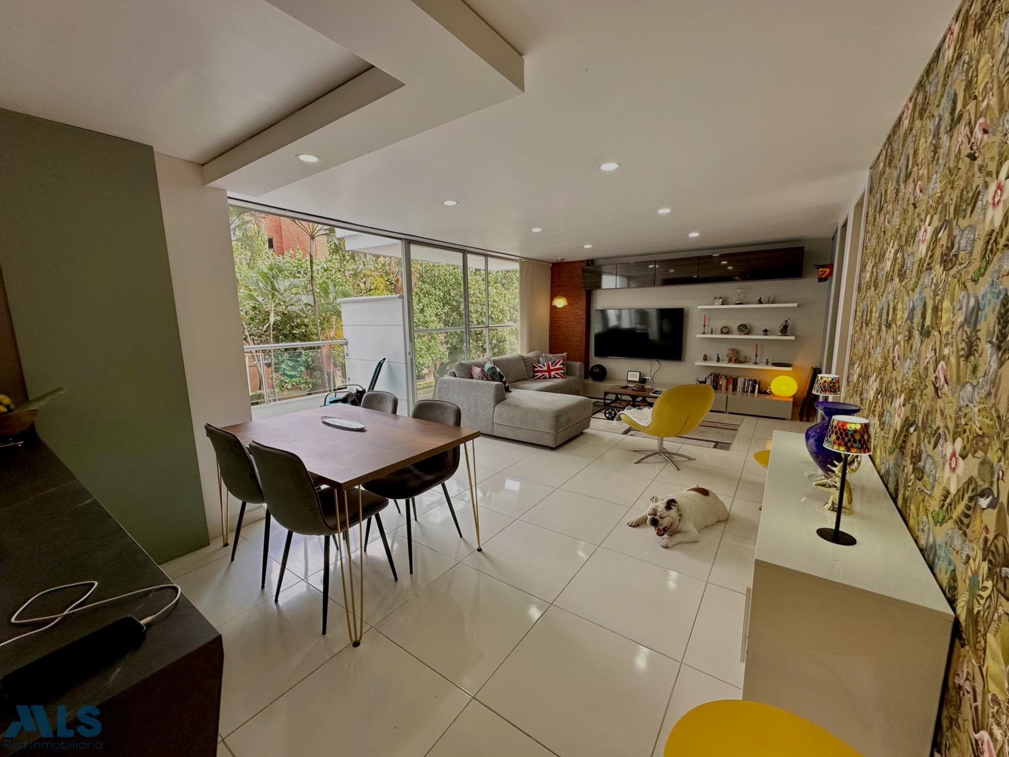 Apartamento en venta en Conquistadores, Laureles, Medellín — foto 1 de 33