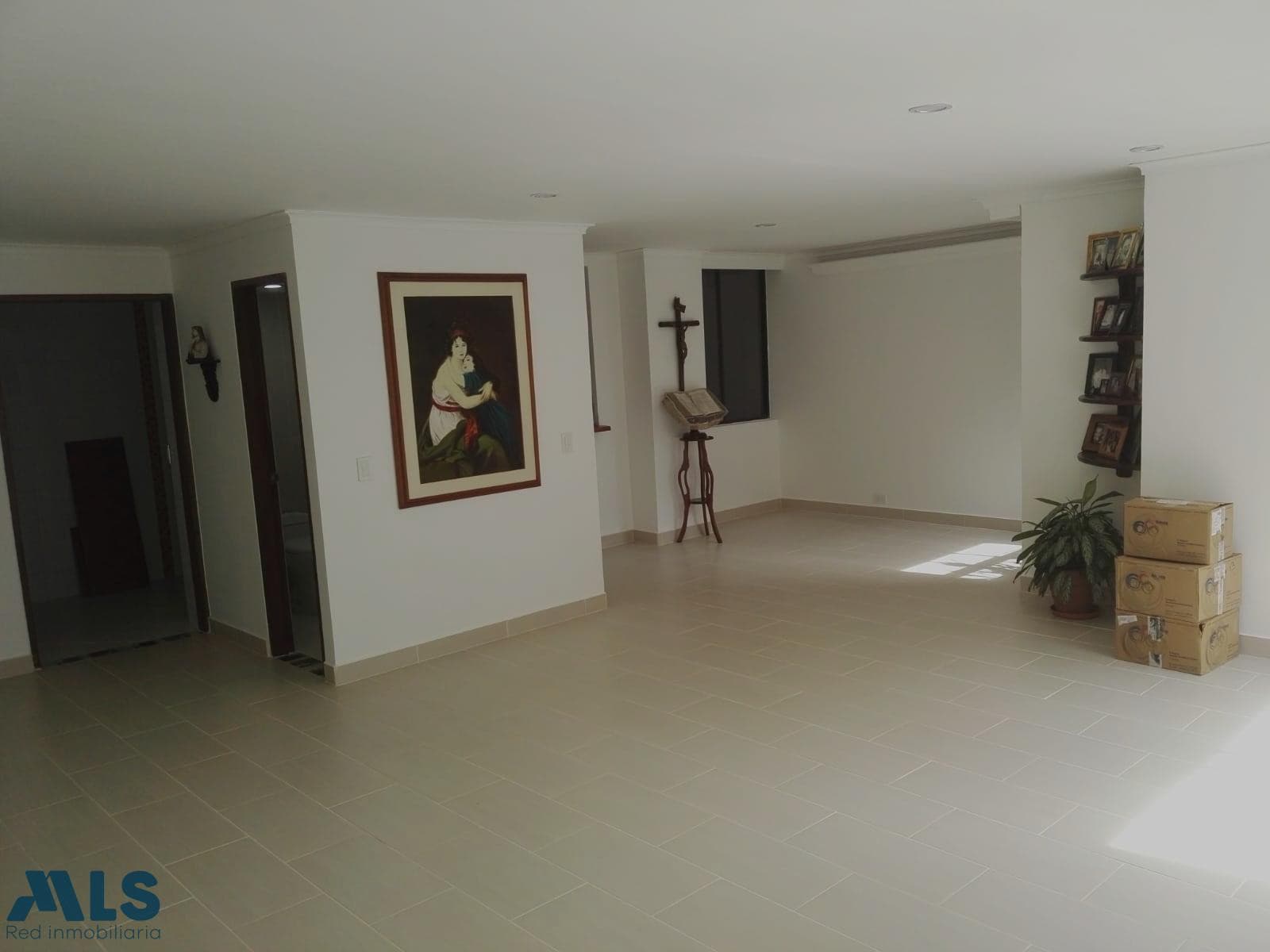 Apartamento en venta en Santa Teresita, Laureles, Medellín — foto 1 de 8