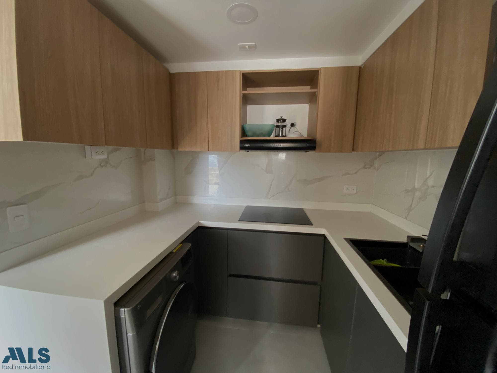 Apartamento en venta en Robledo Pajarito, Occidente, Medellín — foto 1 de 15