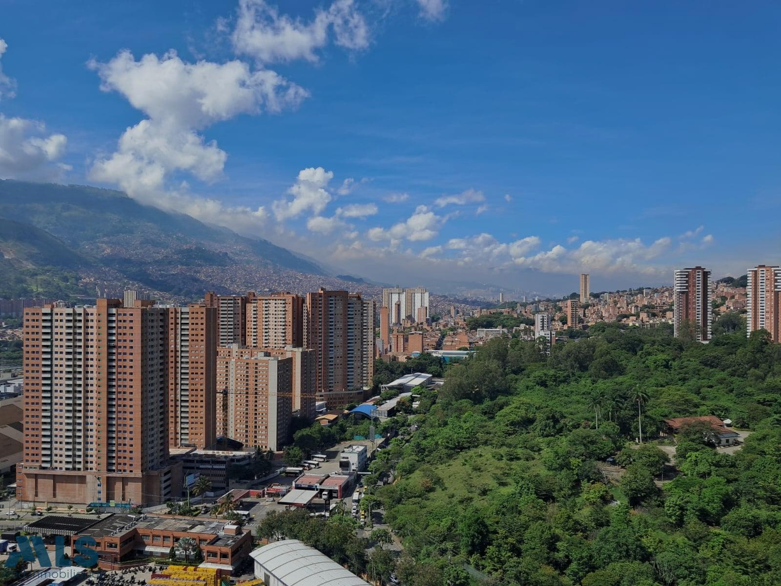 Apartamento en venta en Santa Ana, Norte, Bello — foto 1 de 13