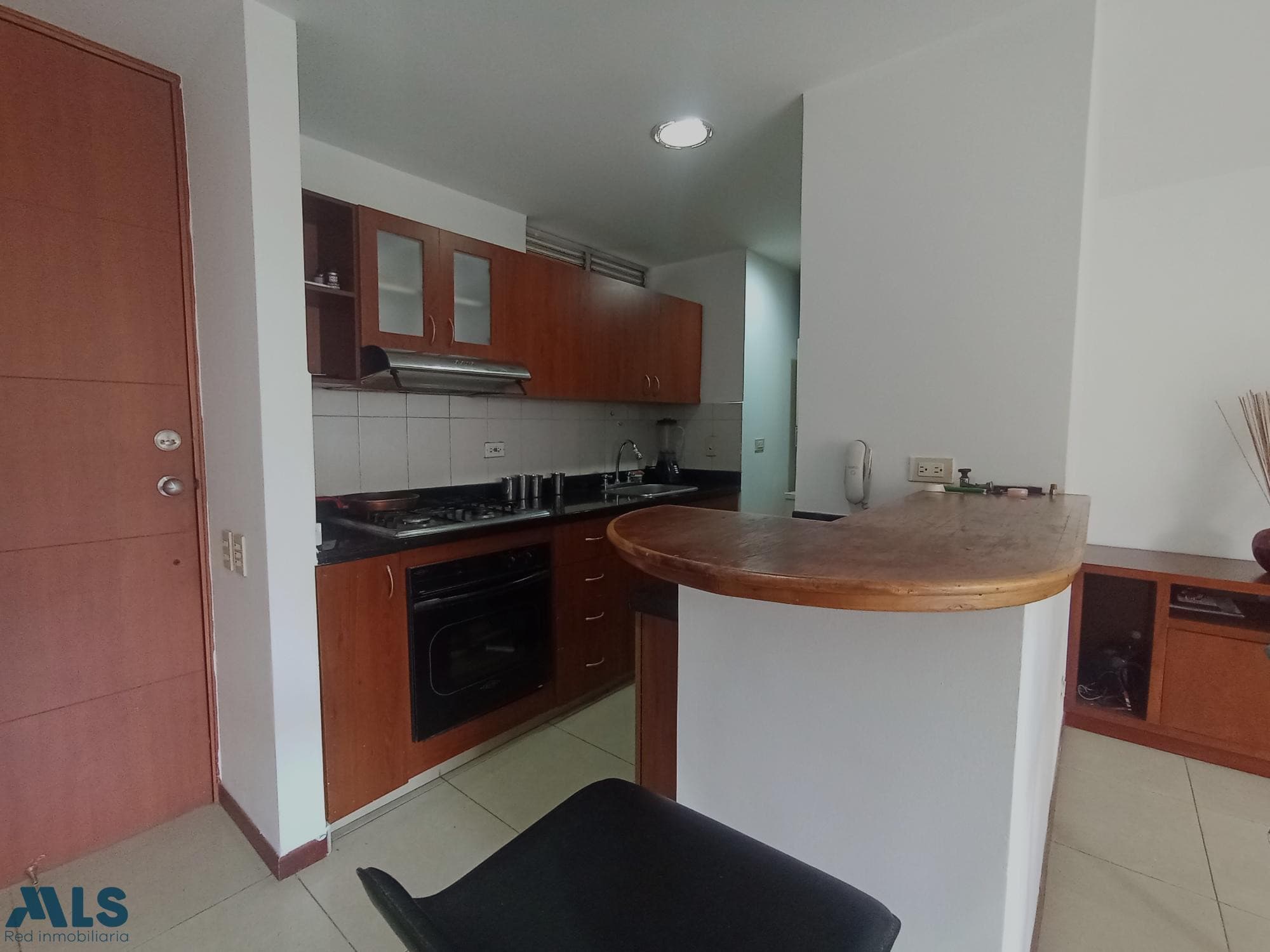 Apartamento en venta en Lalinde, Poblado, Medellín — foto 1 de 12