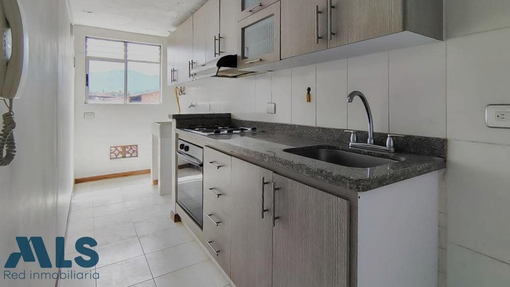 Apartamento en venta en Camino Verde, Aburra Sur, Envigado — foto 1 de 9