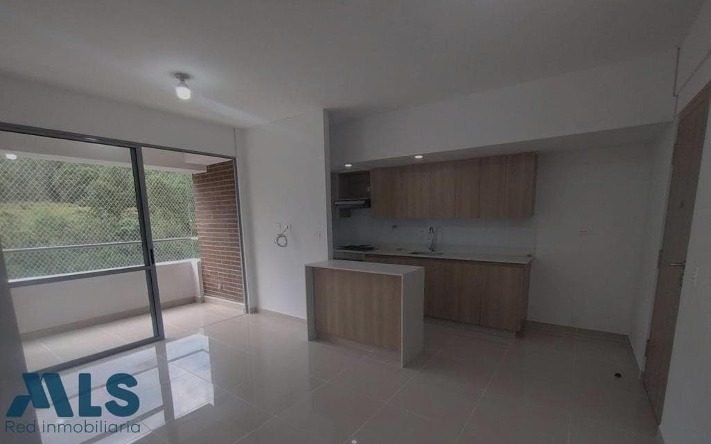 Apartamento en venta en Amazonía, Norte, Bello — foto 1 de 12