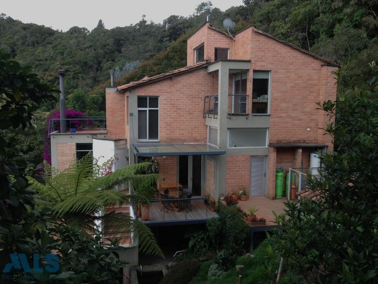 Casa en venta en Alto Del Escobero, Aburra Sur, Envigado — foto 1 de 15