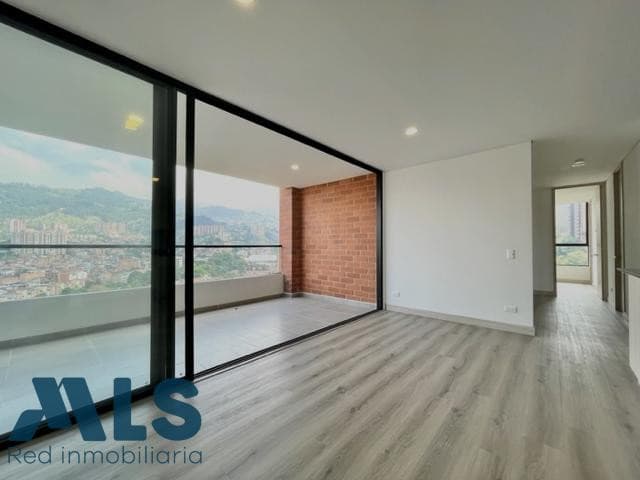 Apartamento en venta en Loma De Las Brujas, Aburra Sur, Envigado — foto 1 de 22