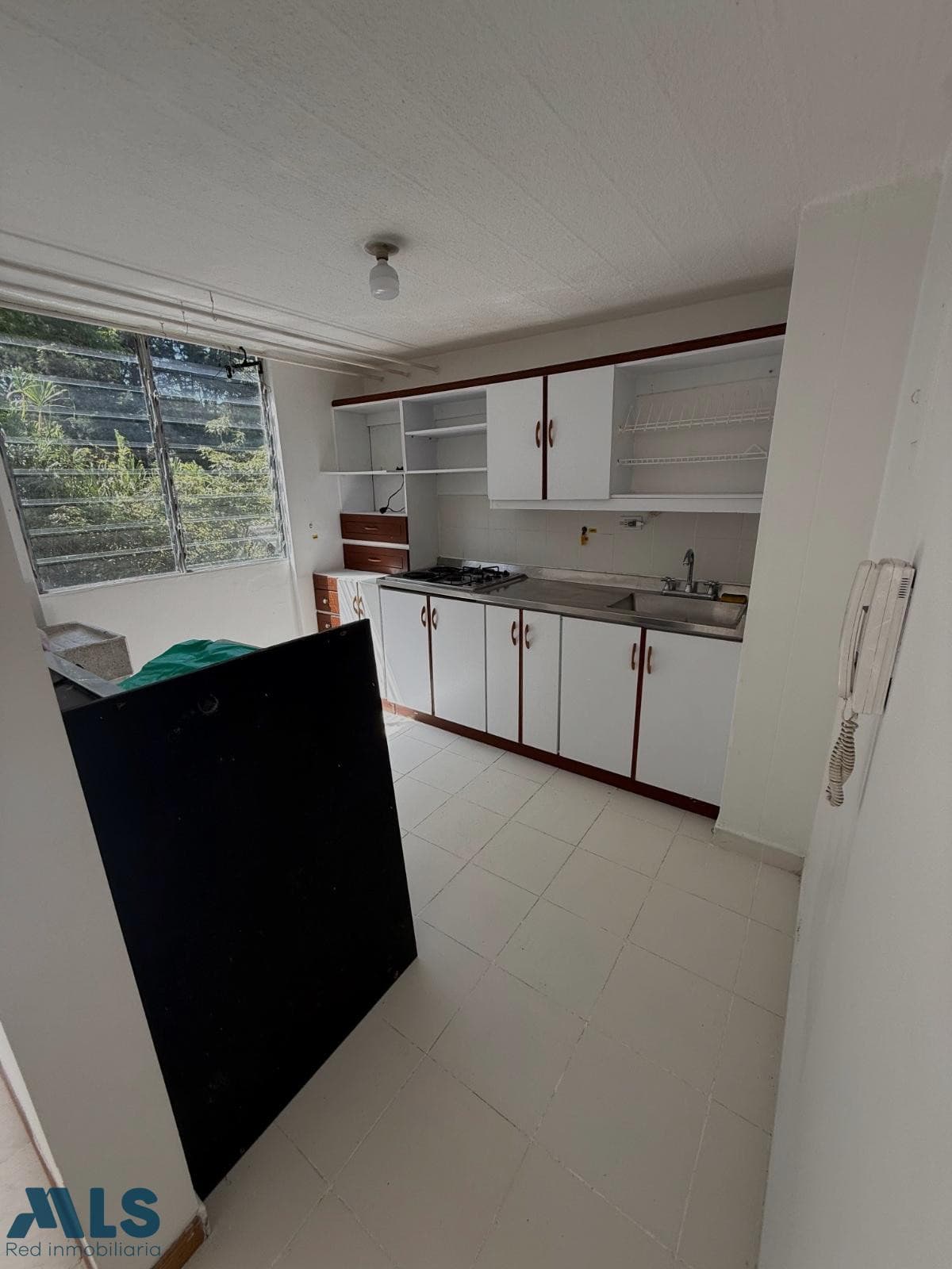 Apartamento en venta en Loma del Indio, Poblado, Medellín — foto 1 de 20