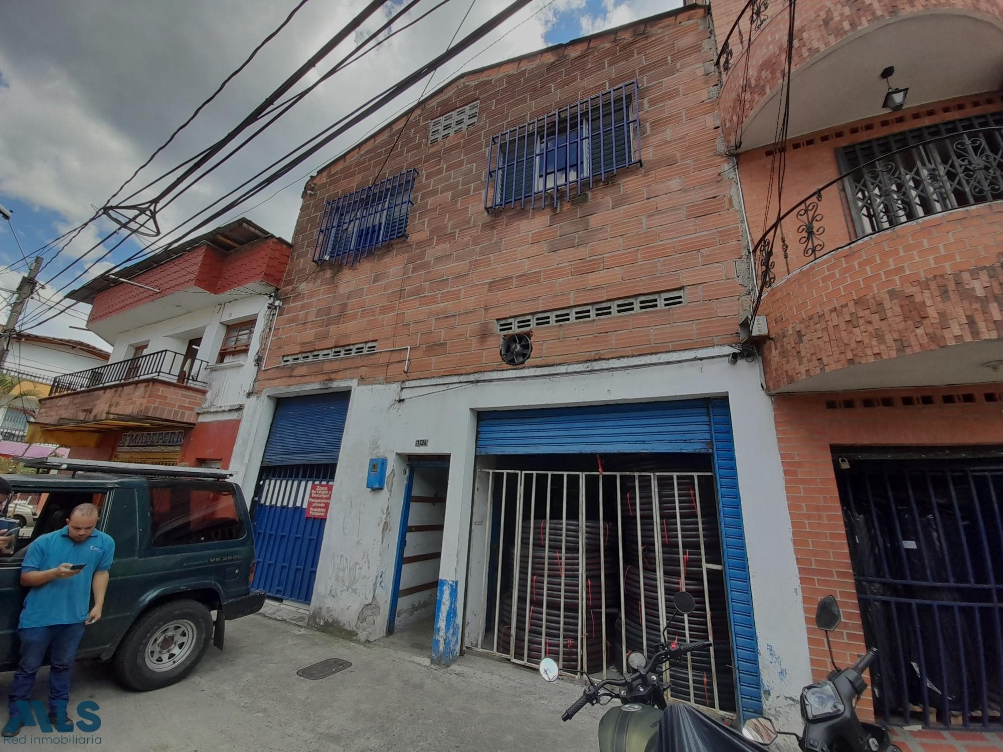 Bodega en venta en Cristo Rey, Belén Guayabal, Medellín — foto 1 de 17